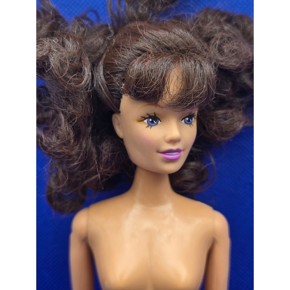 Vintage Kid Kore 1990 Fashion Doll Brunette Purple Eyes Curly Hair 11.5 inch